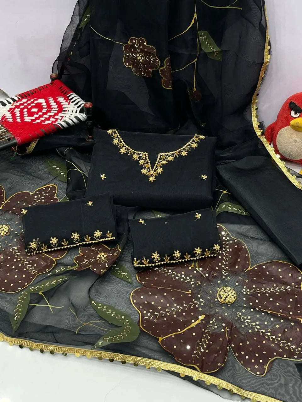 Organza hand brush 3 pc unstitched  - Premium Quality Fabric - Kamran Suiting