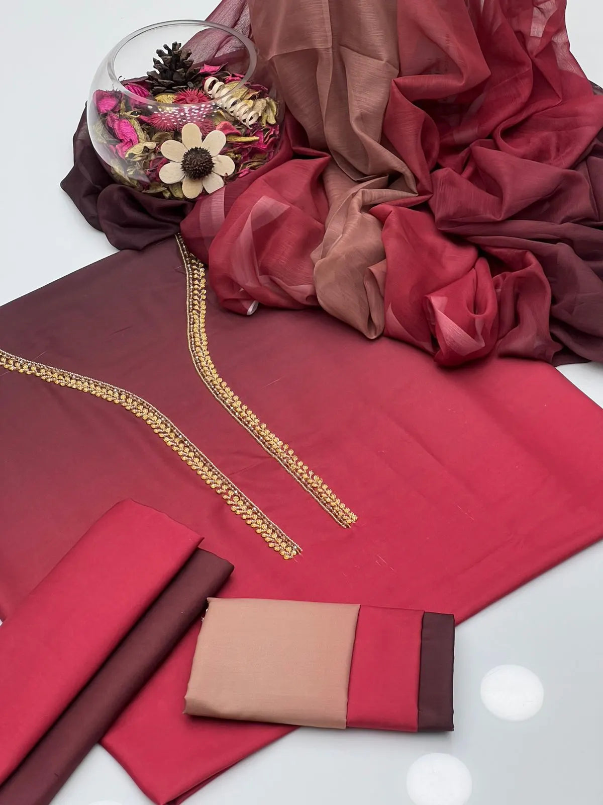 Swiss Monal Lawn 3 Pc Unstitched - Premium Quality Fabric - Kamran Suiting