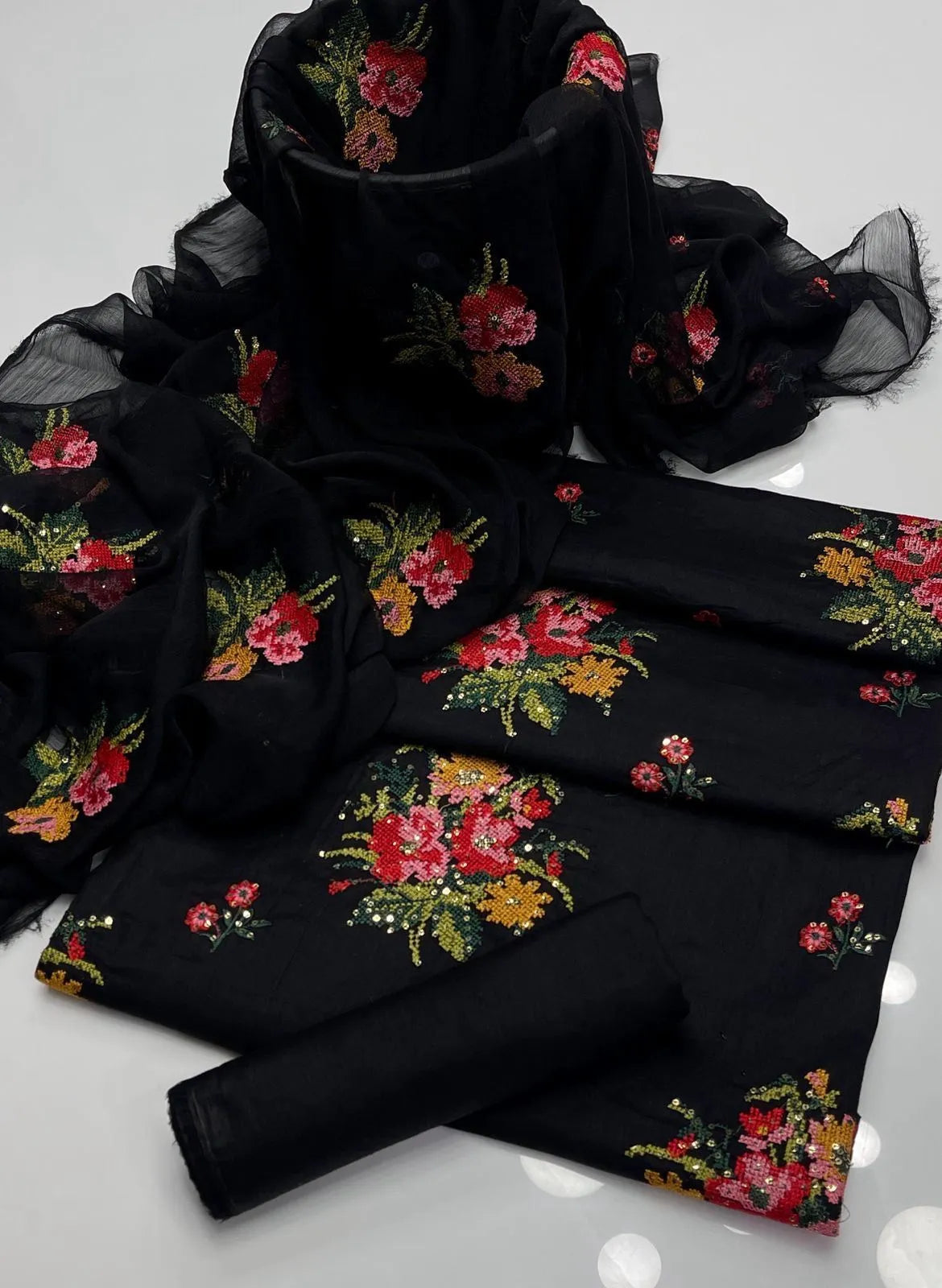 Cross Stitch lawn Gulab dress 3pc